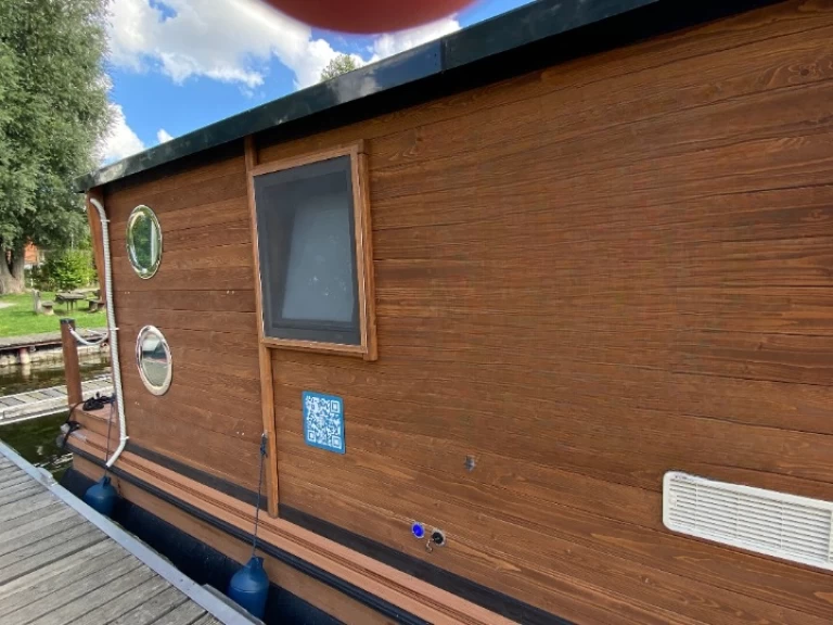 Houseboat for rent Priepert at the best price