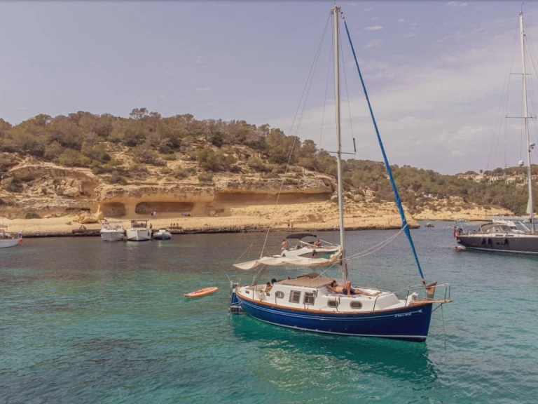 Sailboat for rent Palma de Mallorca at the best price