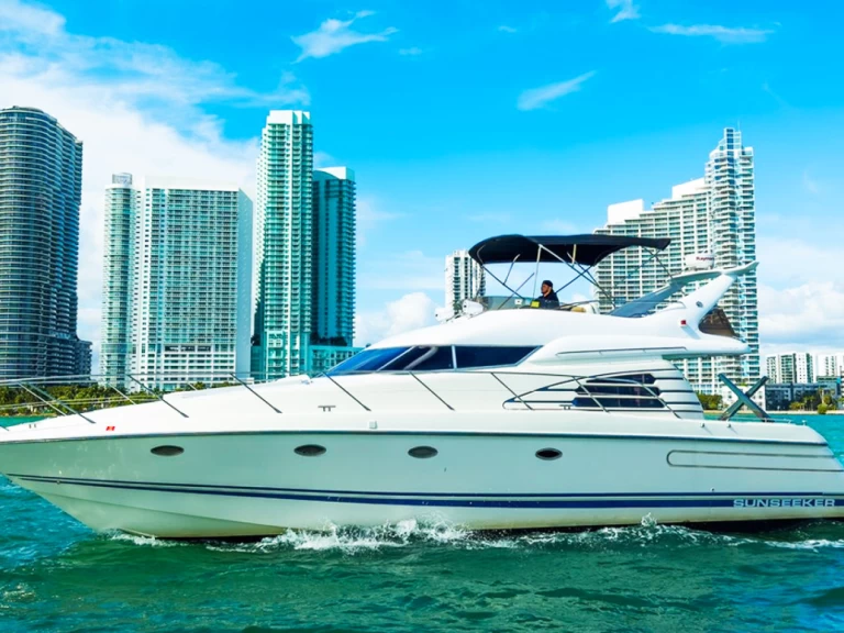 Rent a Sunseeker Manhattan 50 Miami