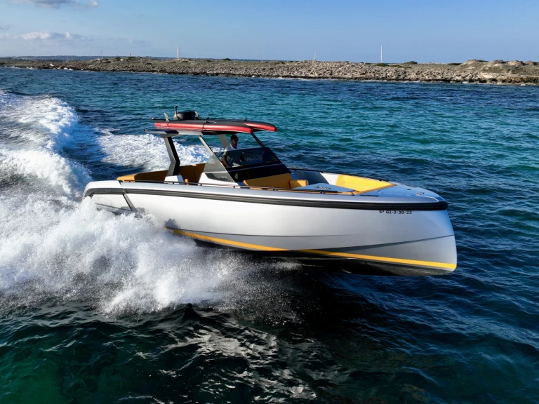 Yacht charter Ibiza Town cheap VQ40 - NO TOMORROW