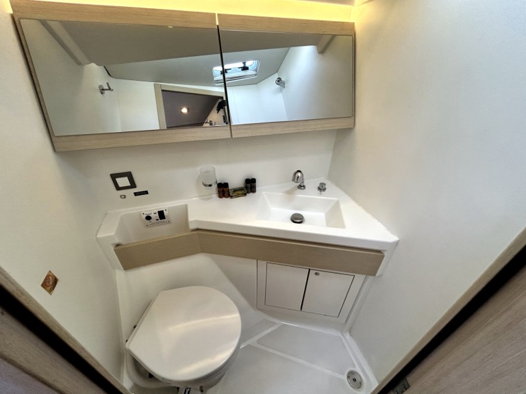 Sailboat rental in Gouvia - Bénéteau Oceanis 46.1