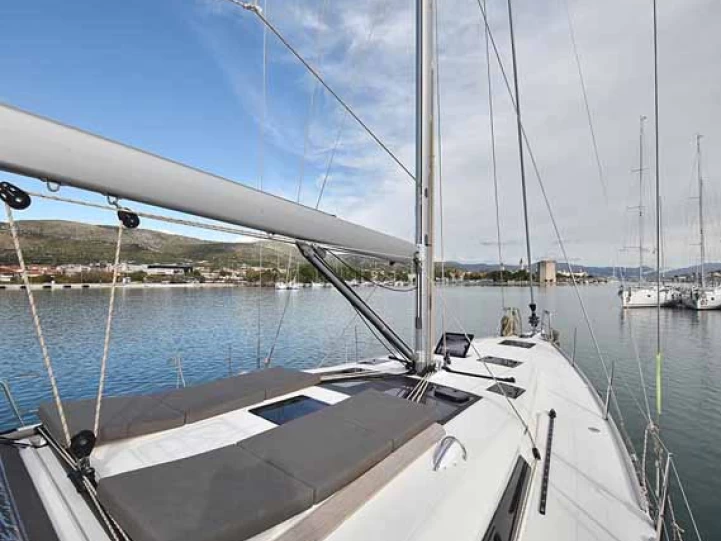 Dufour Dufour 460 Grand Large in Pula on SamBoat