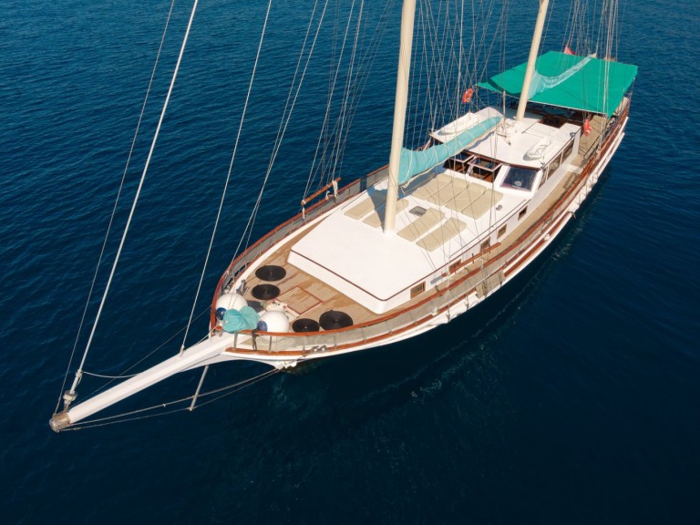 Yacht charter Krilo cheap Agora
