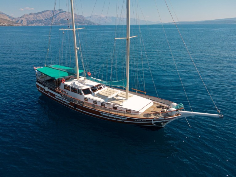 Sailboat rental in Krilo - Custom Made Agora