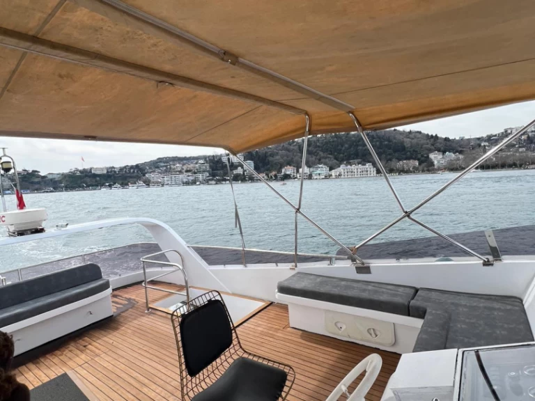 Boat rental costom made  costom made in Beşiktaş on Samboat