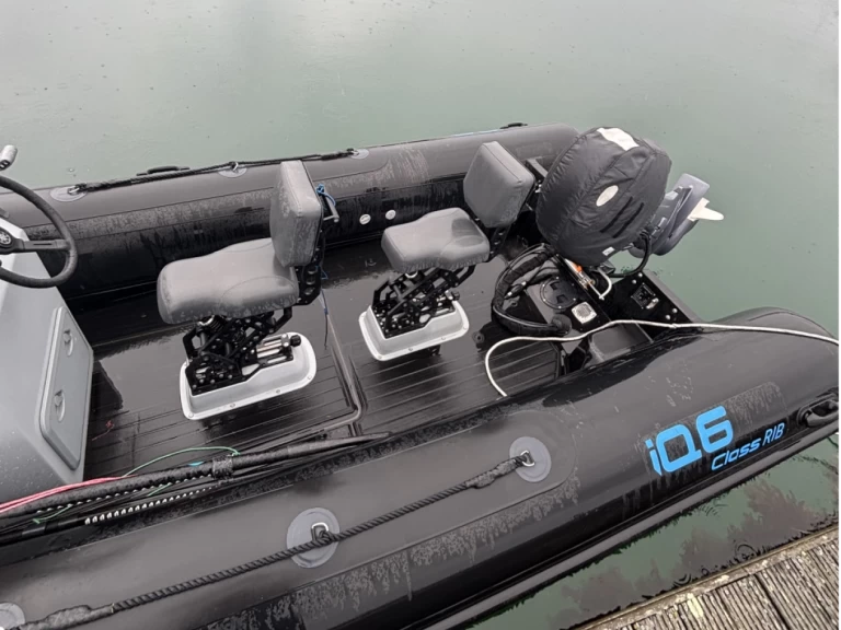 3D Tender IQ6 charter bareboat or captained in  Marseille