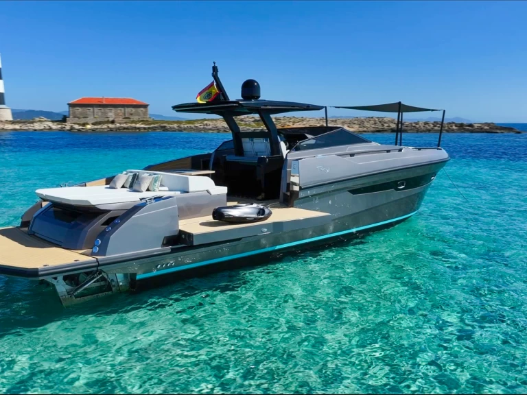 Yacht charter Ibiza Town cheap 15m