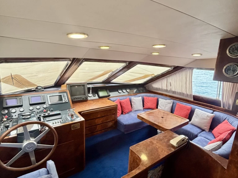 Luxury Yacht rental with or without captain Alalunga Venice
