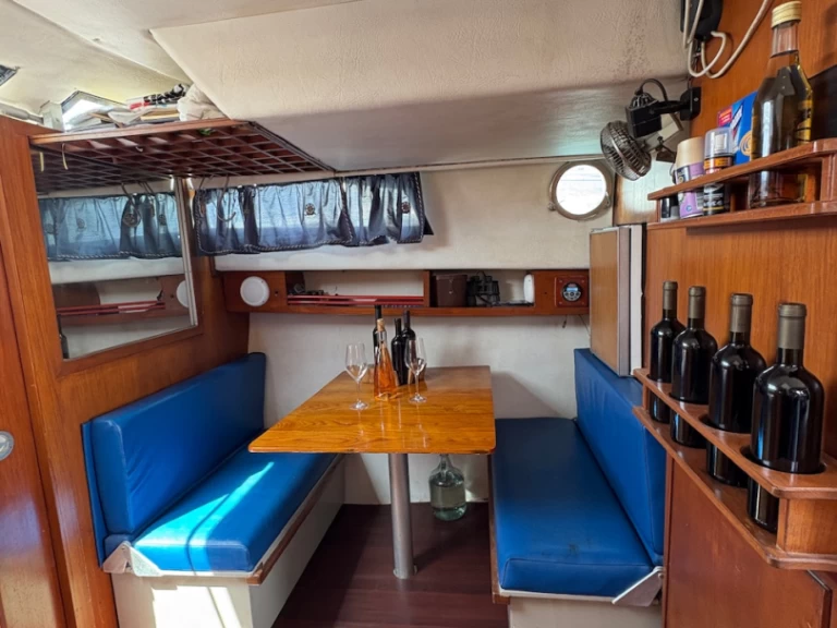 Boat rental Rio Rio 1000 Fly in Bar on Samboat