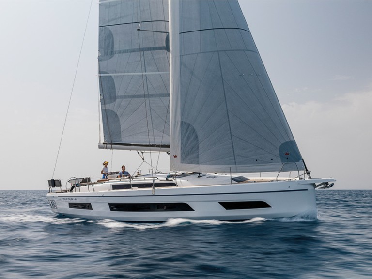 Sailboat rental in Palermo - Dufour Dufour 41