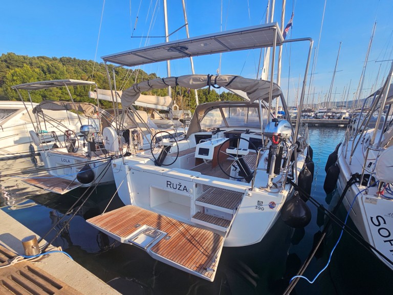 Sailboat rental with or without captain Dufour Rogoznica