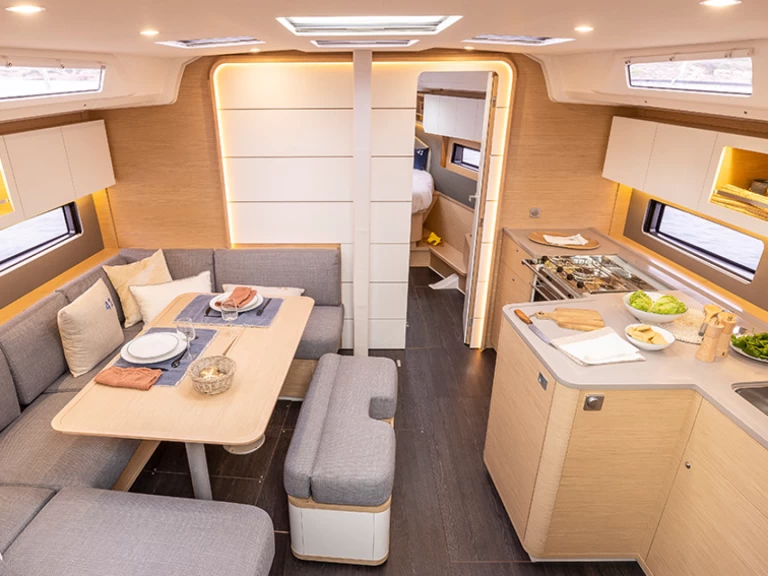 Dufour Dufour 41 in Palermo on SamBoat