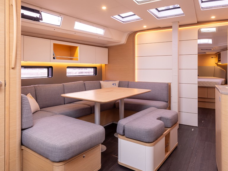 Rent a Dufour Dufour 41 Palermo