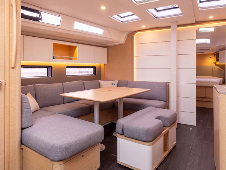 Rent a Dufour Dufour 41 Palermo