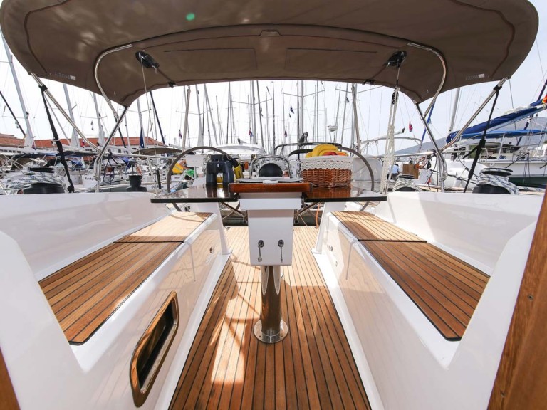 Sailboat rental with or without captain Bavaria Pula