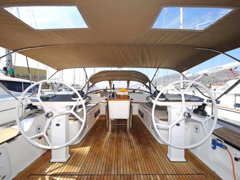 Yacht charter Murter-Kornati cheap Cruiser 56