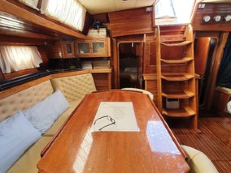 Sailboat rental with or without captain Anassis Cagliari