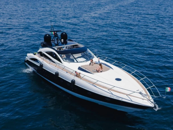 Bareboat Rental Luxury Yacht Sunseeker with a boat licence