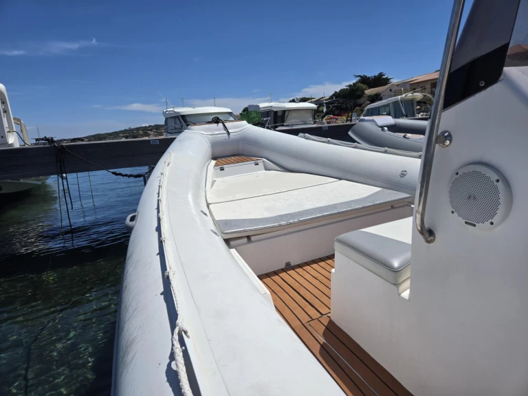 Boat rental Selva Selva D730 in Giens on Samboat