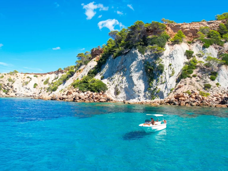 Invictus  Invictus 200SX charter bareboat or captained in  Sant Antoni de Portmany