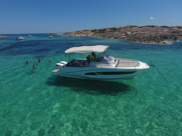 Motorboat for rent Ibiza Town at the best price