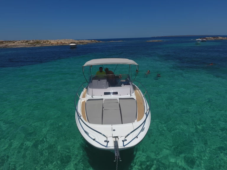 Jeanneau  9.0 WA in Ibiza Town on SamBoat