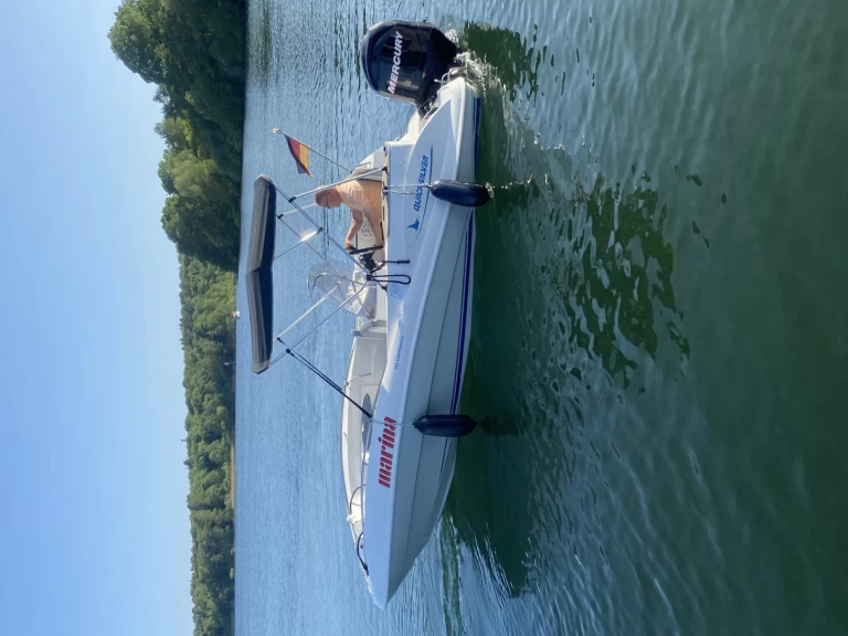 Houseboat for rent Waren (Müritz) at the best price