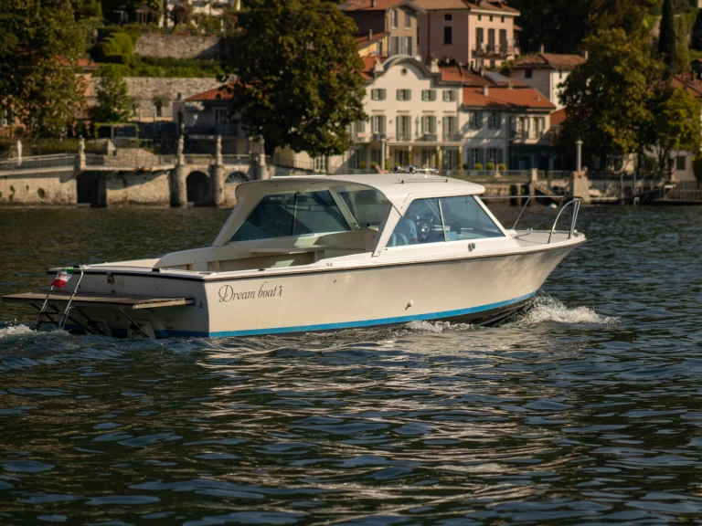 Motorboat rental with or without captain Bertram Como (City)