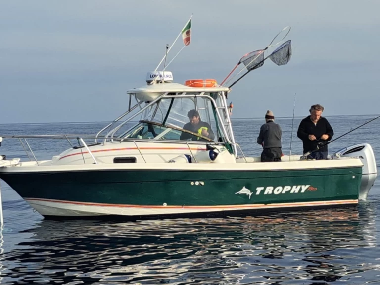 Motorboat for rent Bacoli at the best price