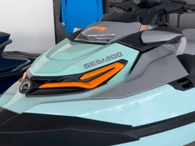 Sea-Doo Wake  in Santa Eulària des Riu on SamBoat