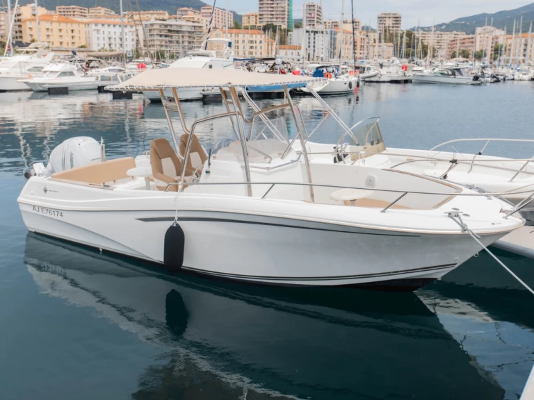 Motorboat rental in Ajaccio - Bénéteau Cap Camarat 7.5 CC
