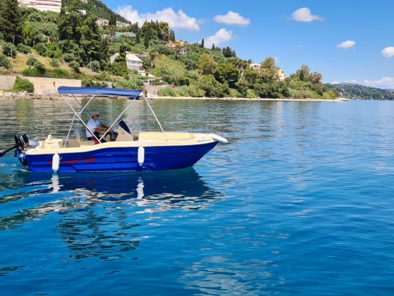 Storm Boats Storm 498 in Benitses Marina on SamBoat