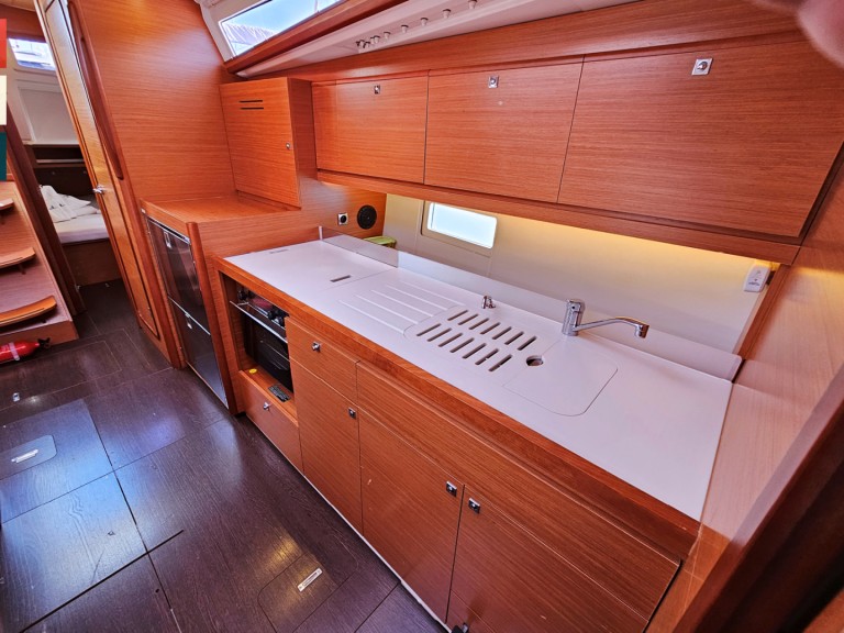 Rent a Dufour Dufour 390 Grand Large Rogoznica