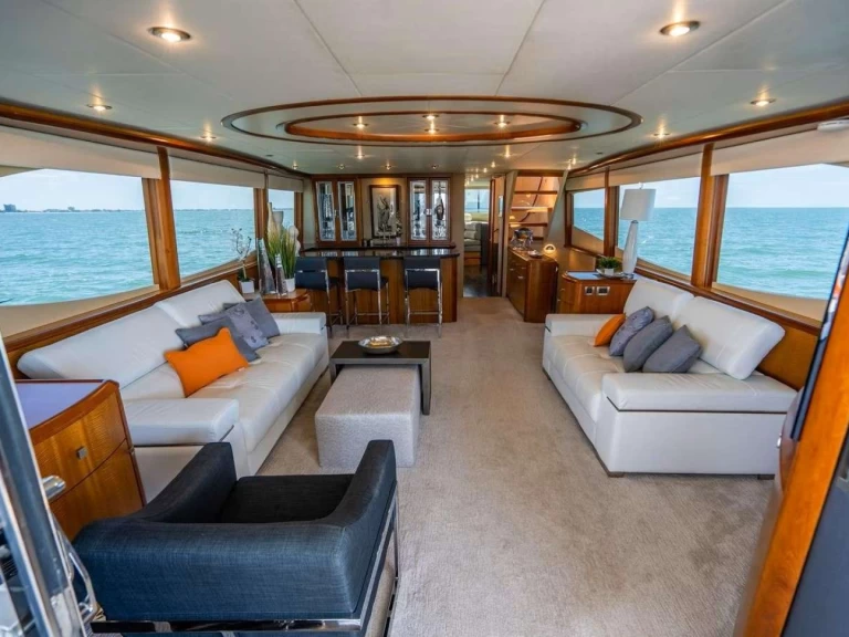 Luxury Yacht rental with or without captain Lazzara Key West