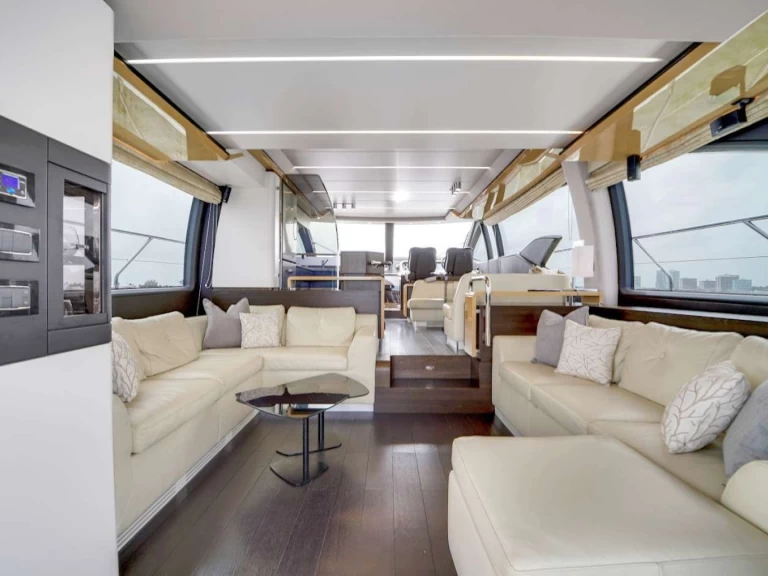 Bareboat Rental Luxury Yacht Azimut with a boat licence