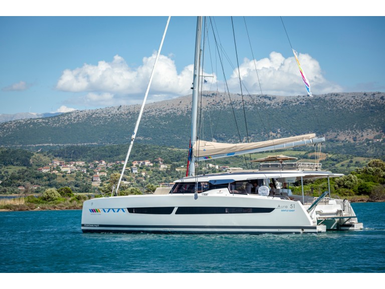 Yacht charter Lefkáda cheap Aura 51
