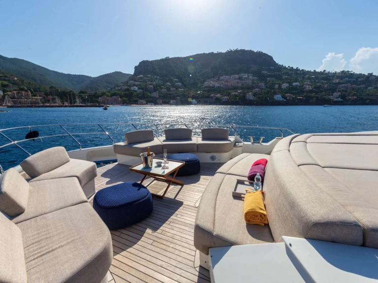 Luxury Yacht rental with or without captain MonteCarloYachts Saint-Raphaël