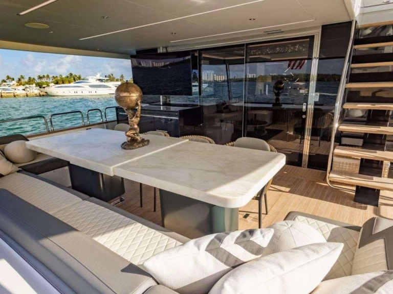 Yacht charter Miami cheap Olympus