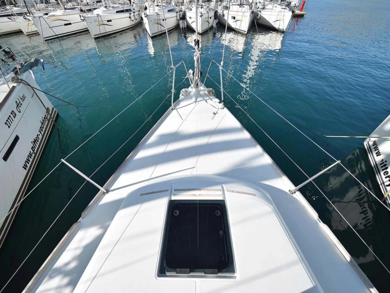 Rent a Dufour Dufour 382 Grand Large Pula