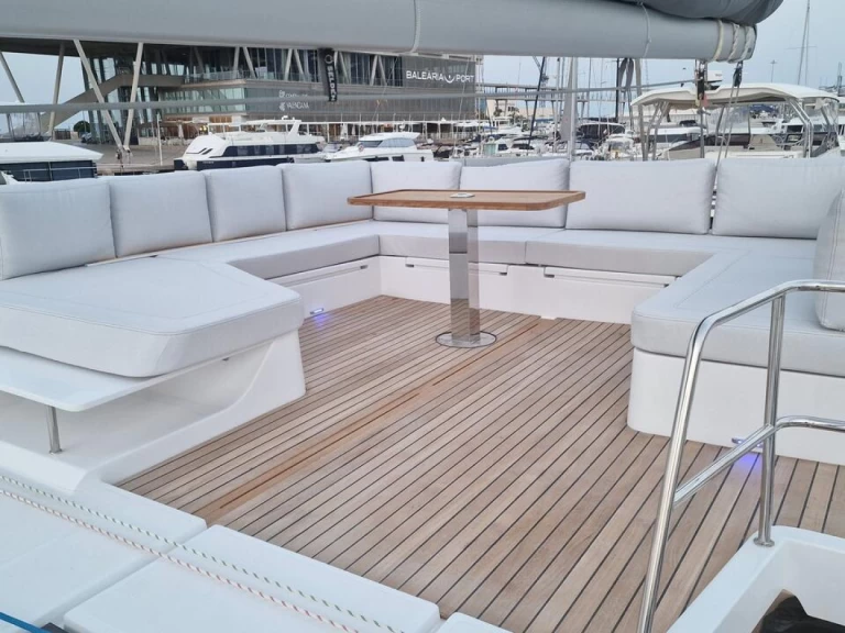 Boat rental Aventura Aventura 45 in Pirovac on Samboat