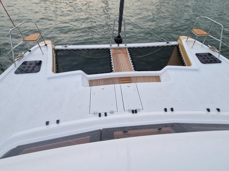 Bareboat Rental Catamaran Aventura with a boat licence
