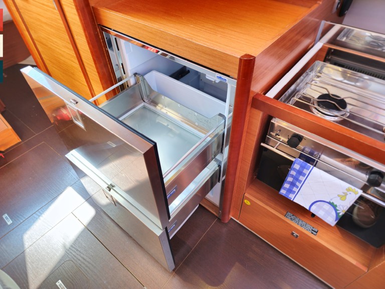 Dufour Dufour 390 Grand Large in Kaštel Gomilica on SamBoat