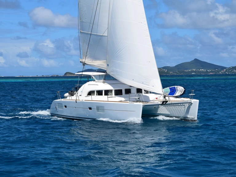 Catamaran for rent Rodney Bay Marina at the best price