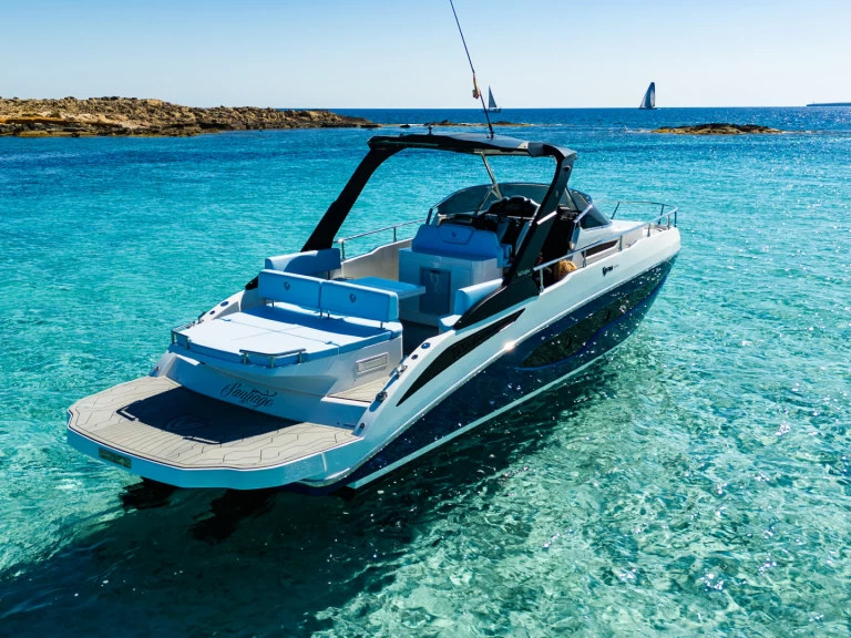 FIM 340 in Ibiza Magna on SamBoat