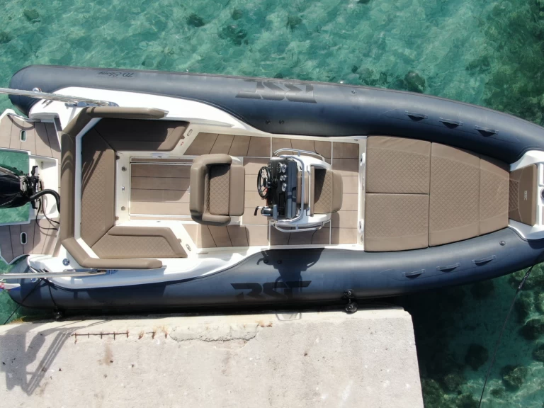 Bareboat Rental RIB Bsc with a boat licence