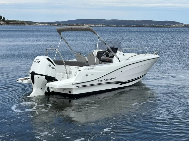 Motorboat for rent Mèze at the best price