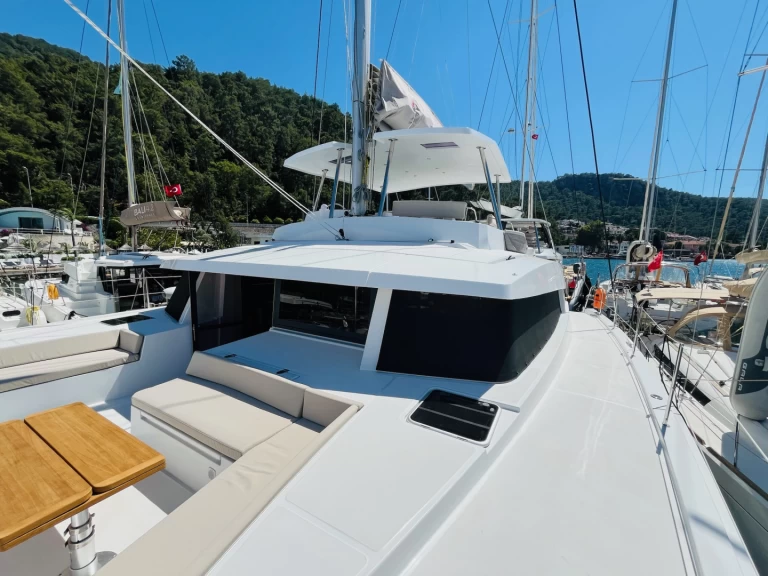 Bareboat Rental Catamaran Bali with a boat licence