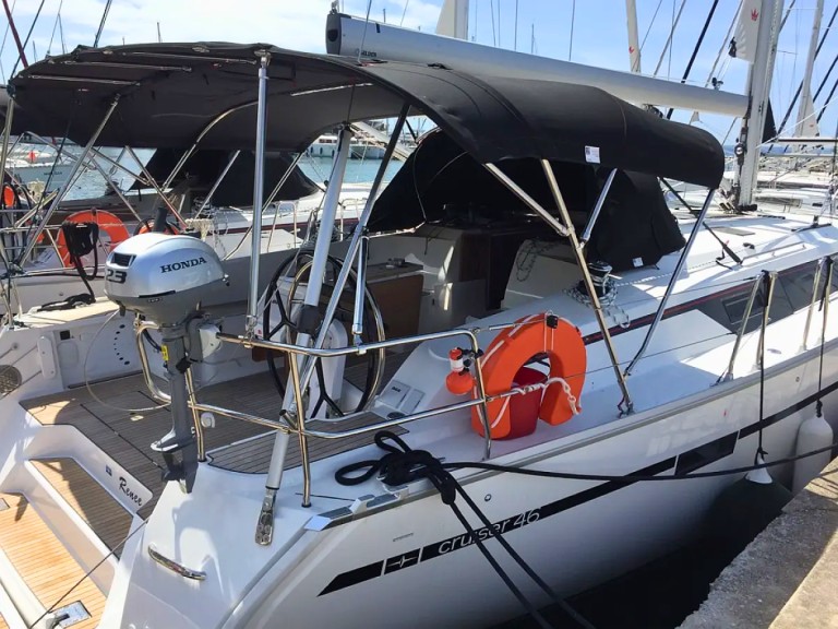 Sailboat rental in Skiathos - Bavaria Cruiser 46