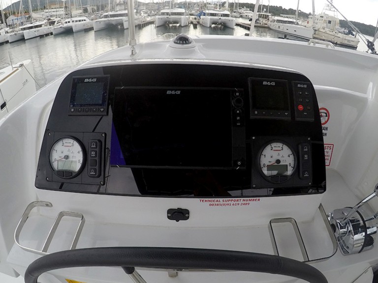 Boat rental Lagoon Lagoon 42 in Šibenik on Samboat