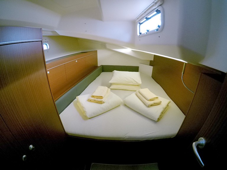 Sailboat rental with or without captain Hanse Šibenik